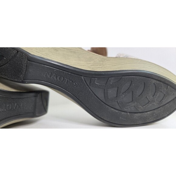 Naot Brown Crosshatch Black Flower Detail Leather & Suede Sandals Low Heel Sz 41 - Picture 7 of 8